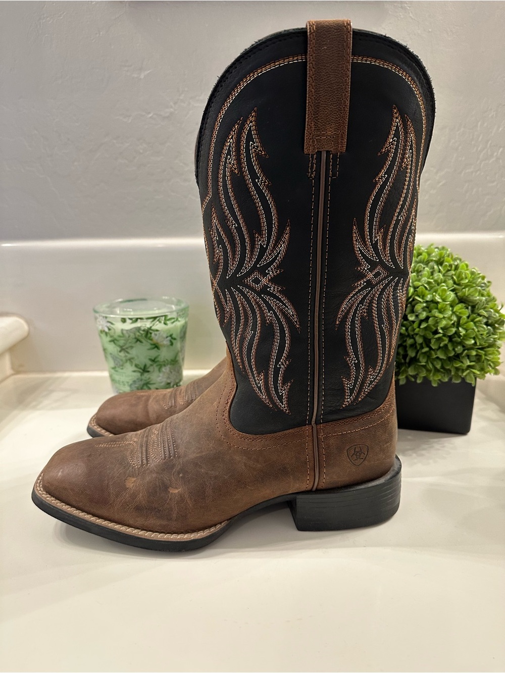 Ariat Men's Brown & Black Western Cowboy Boots